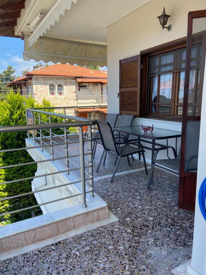 Апартаменты Efi'S House Флогита Экстерьер фото
